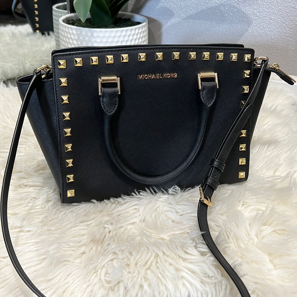 NWT Authentic Michael Kors Studded Shoulder Bag w/ Strap